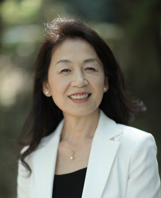 志伯暁子プロフィール